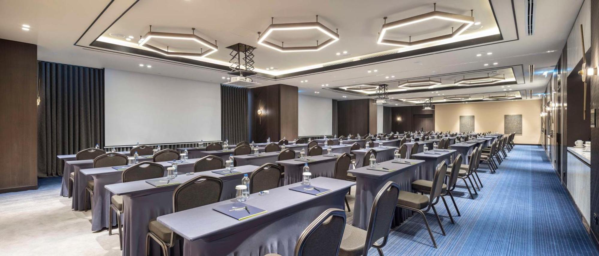 Doubletree By Hilton Sanliurfa Sanlıurfa Exterior foto